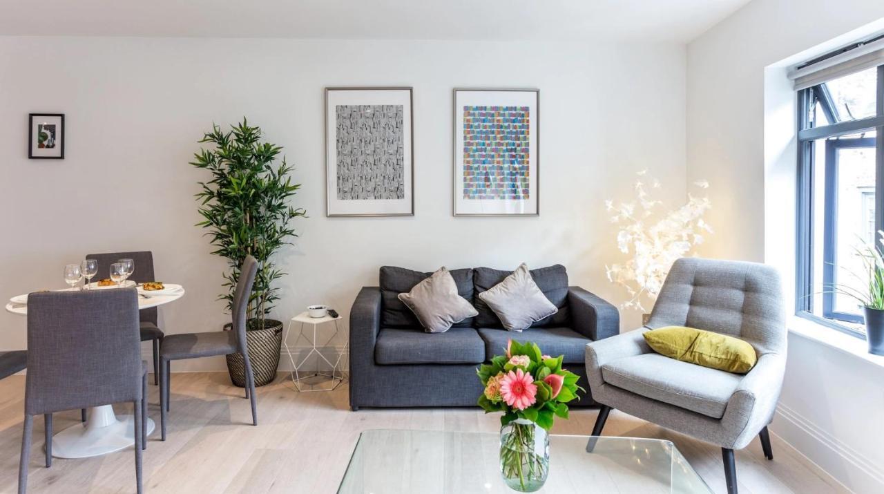 Oxford Circus Apartments London Bagian luar foto